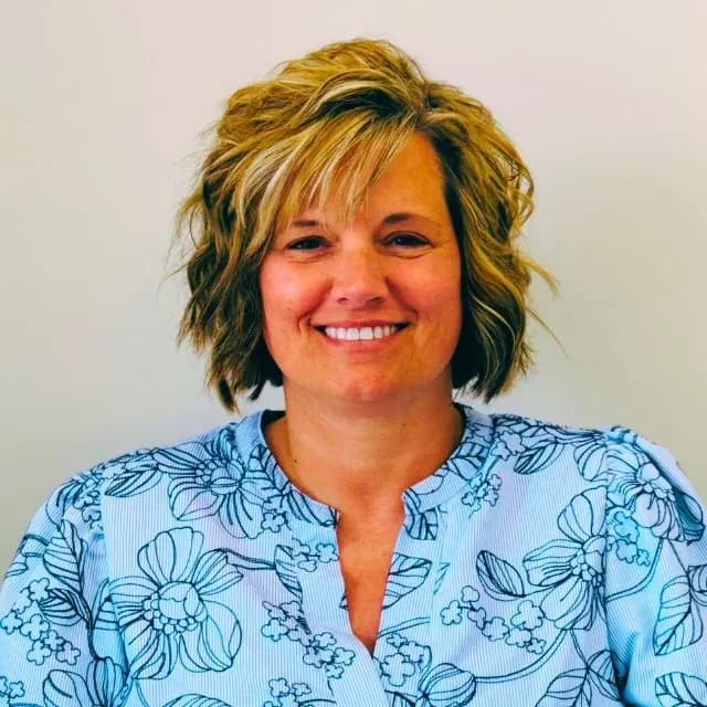 Tracey Garfield Office Manager